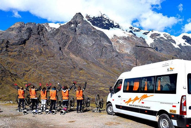 07 Day: Inca Jungle Adventure with Mountain Bike, Rafting, Zipline & Trek - Day 2: Moray, Maras, and Chinchero