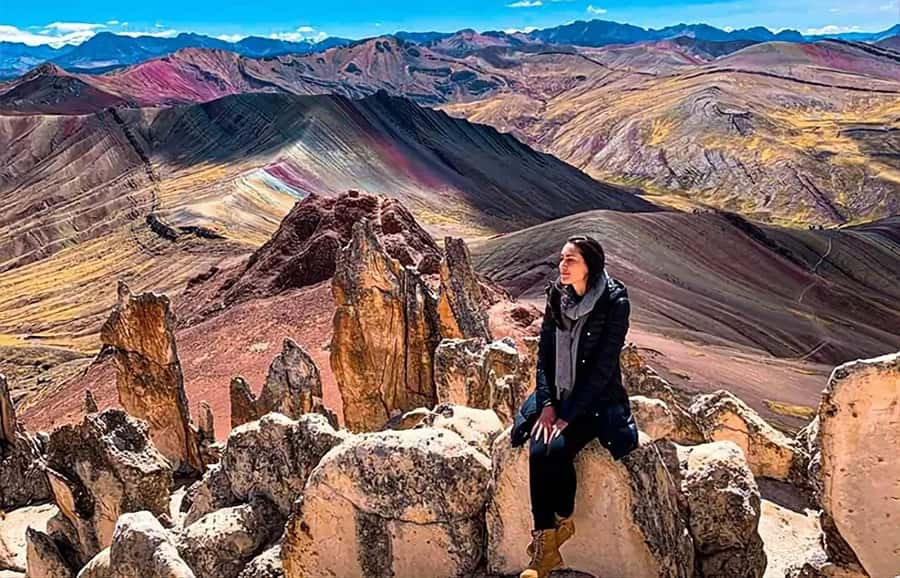 1-day excursion to Palcoyo Mountain + Breakfast and Lunch - The 4 a.m. pickup and long ride south