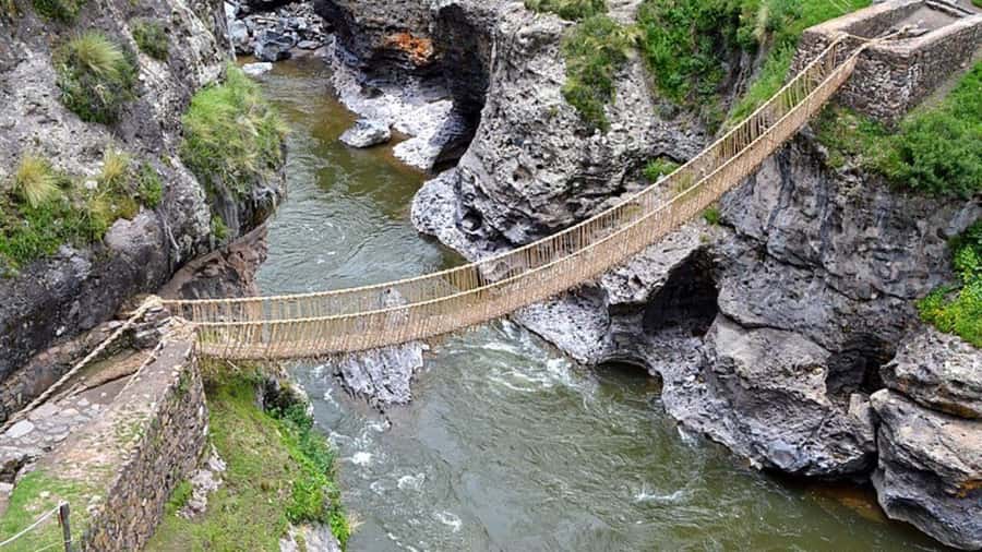 1 day excursion to Qeswachaka bridge and the 4 lagoons - The 4:00 a.m. departure from Cusco
