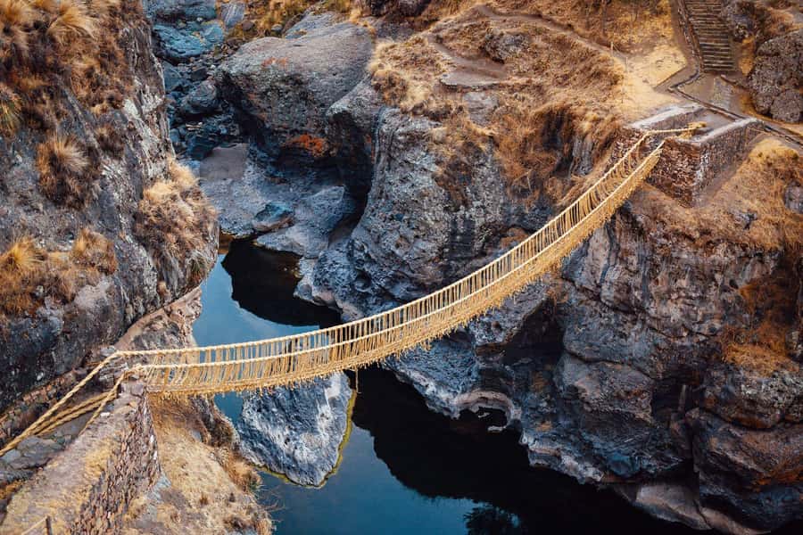 1 day excursion to Qeswachaka bridge and the 4 lagoons - Acopia Lagoon and the changing views
