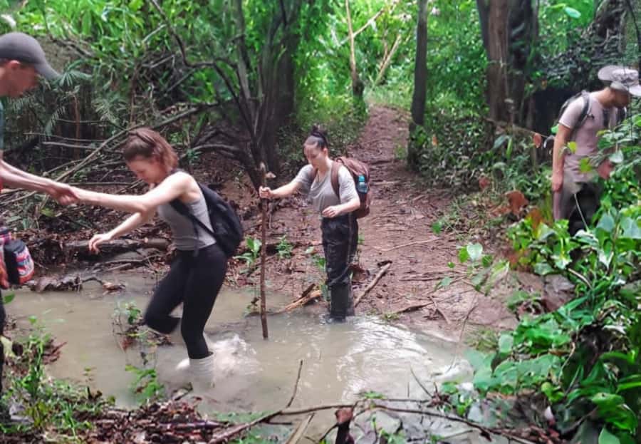 2-Day All Inclusive Guided Jungle Tour from Iquitos - Meeting a native community and seeing Victoria Regia