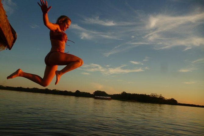 2-Day All Inclusive Guided Jungle Tour from Iquitos at Maniti Eco-Lodge - Monkey Island and the question of wildlife ethics