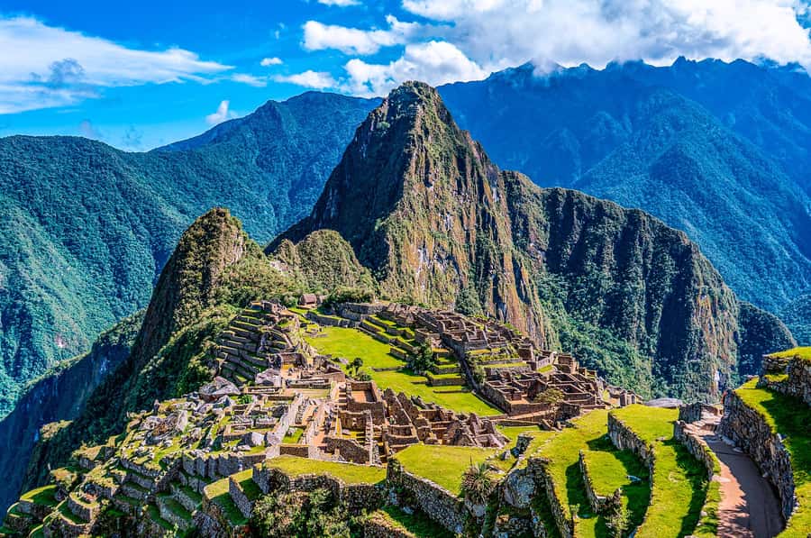 2-Day Inca Trail Hike to Machu Picchu & Panoramic Train - Returning by Vistadome train