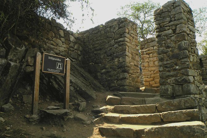2-Day Private Short Inca Trail to Machu Picchu - The 4 a.m. start and train to Km 104