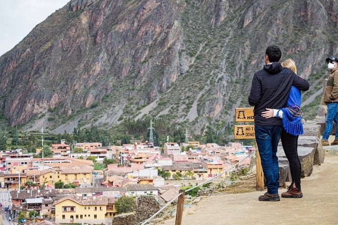 2 Day Sacred Valley and Machu Picchu Guided Tour from Cusco - Group size and guide quality