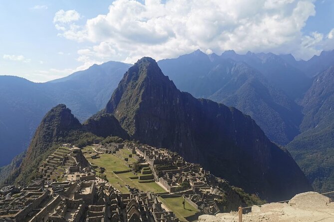 2-Day Sacred Valley Machu Picchu by Train with Llama Experience - The train to Aguas Calientes