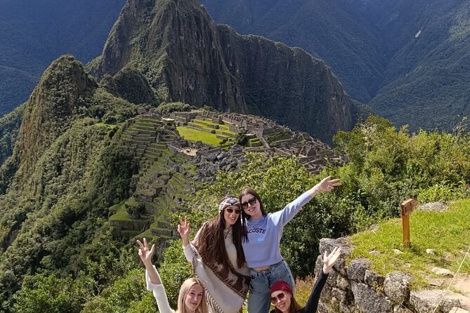 2-Day Sacred Valley & Machu Picchu Tour by Train from Cusco - Moray: Inca terraces built like a science experiment