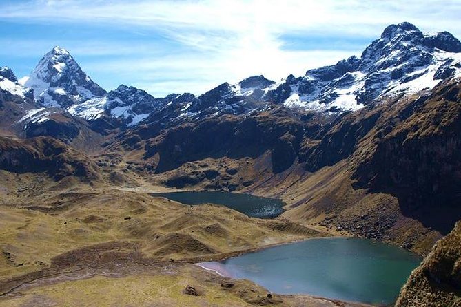 4-Day Lares Trek to Machu Picchu - Day 2: The 4,400-meter pass and Yanacocha