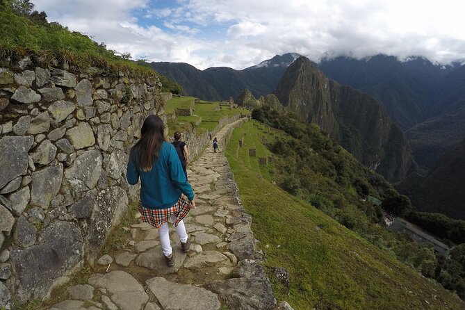 4 Days Inca Trail To Machu Picchu - Aguas Calientes, train, and the return to Cusco