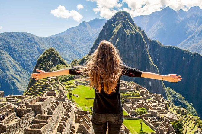 5 Day - Tour to Machu Picchu Traditional - Group service - Day one: Cusco’s Inca and colonial core