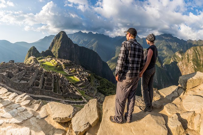 5 Day - Tour to Machu Picchu Traditional - Group service - Day two: Pisac markets and Ollantaytambo stonework