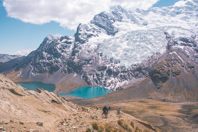 6 day Rainbow Mountain x Ausangate Trek - FlashpackerConnect - Day 3: Qampa Pass and the Qampa Valley