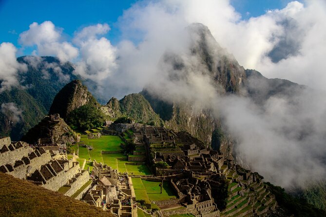 6-Day Tour of Cusco Magico-Machu Picchu-Rainbow Mountain - Day 4: The demanding climb to Humantay Lake