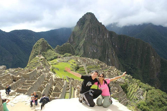 A Day at Machu Picchu, Journey to the Heart of the Andes - The train ride through the Sacred Valley