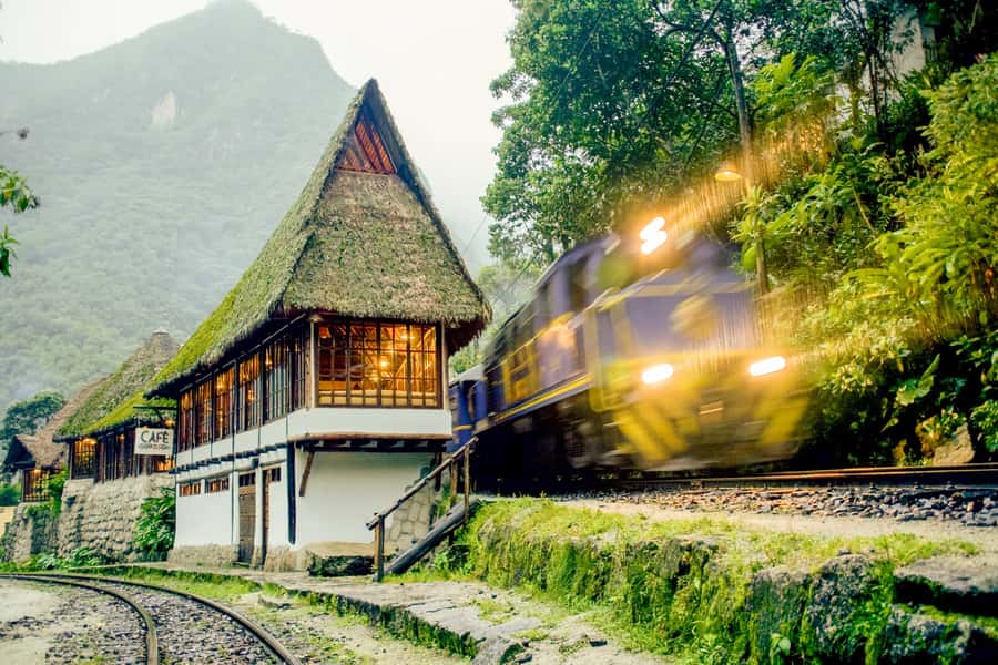 Aguas Calientes: Lunch at Cafe Inkaterra Restaurant - Reaching Café Inkaterra in Aguas Calientes
