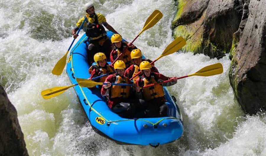 Arequipa: Chili River Rafting - Volcanic rock, terraces, and views from the water