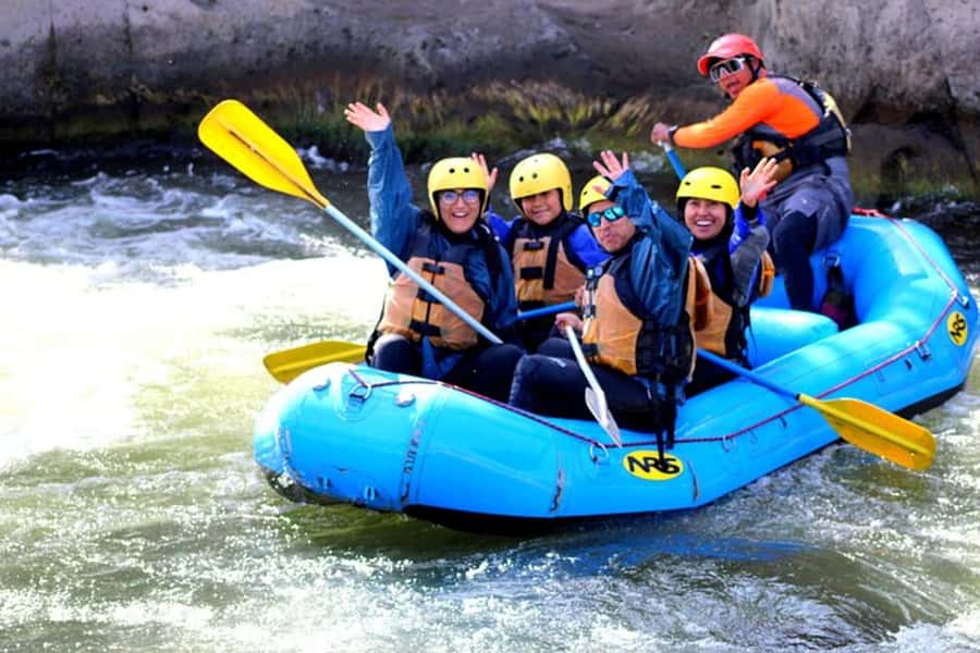 Arequipa: Chili River White Water Rafting with Hotel Pickup - Getting fitted out at Gruta de la Virgen de Chapí de Charcani