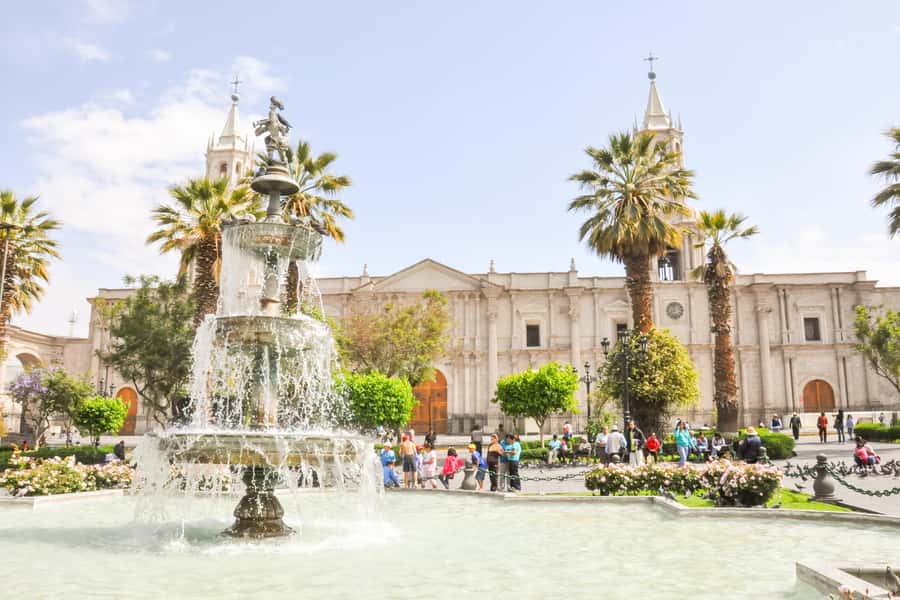Arequipa: City Tour and Santa Catalina Monastery - Yanahuara viewpoint and the White City below