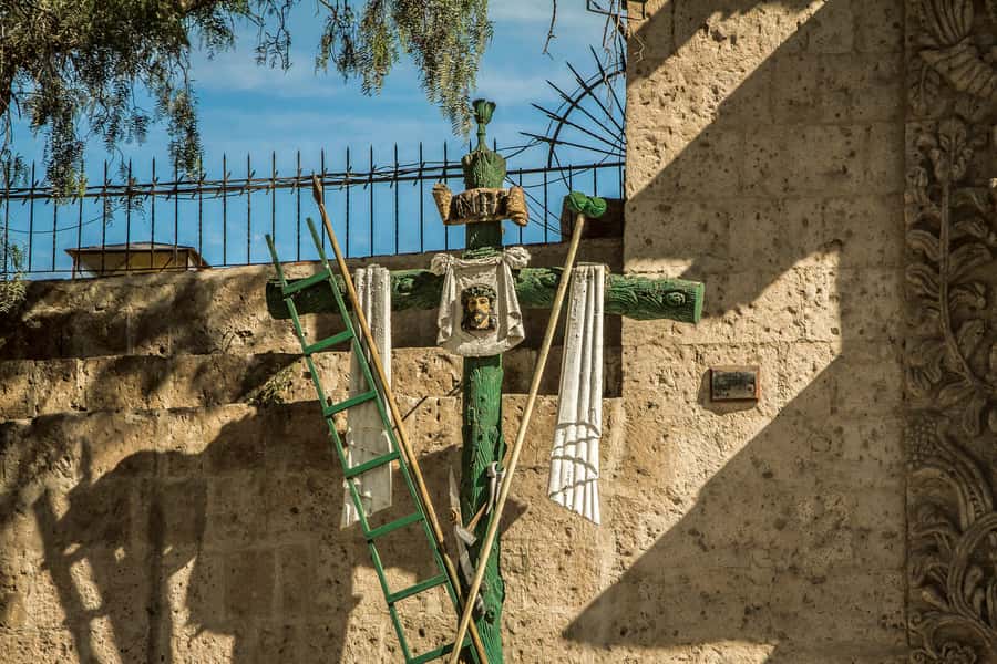 Arequipa: City Tour and Santa Catalina Monastery - The Basilica of the Company of Jesus and ashlar detail