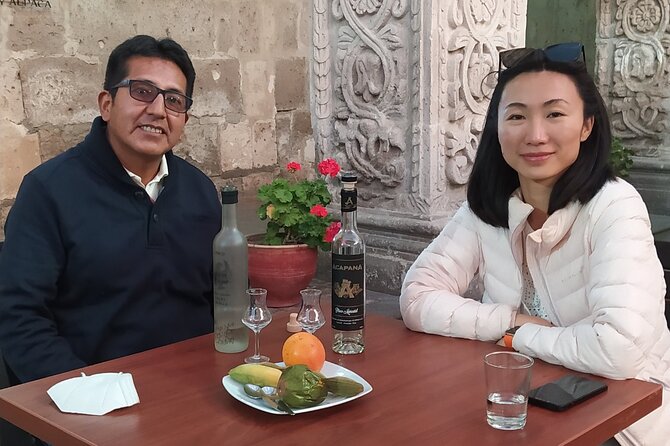 Arequipa Tasting Tour - La Compañía’s baroque facade and gold altars
