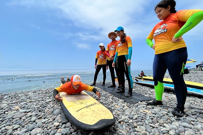 Beginner Surf Lesson in Lima, Perú - Families, solo visitors, and first-timers