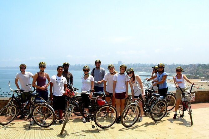 Bike Tour San Isidro, Miraflores and Barranco, - Guide style and the benefit of a small group