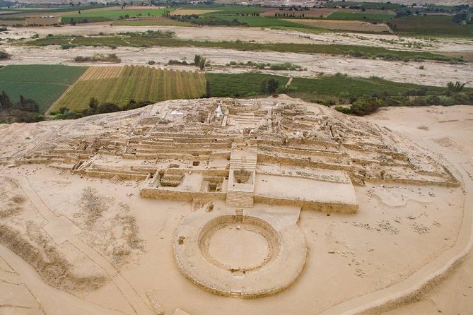 Caral, Oldest Civilization of America: Private Day trip from Lima - The value of a guide at a site this old