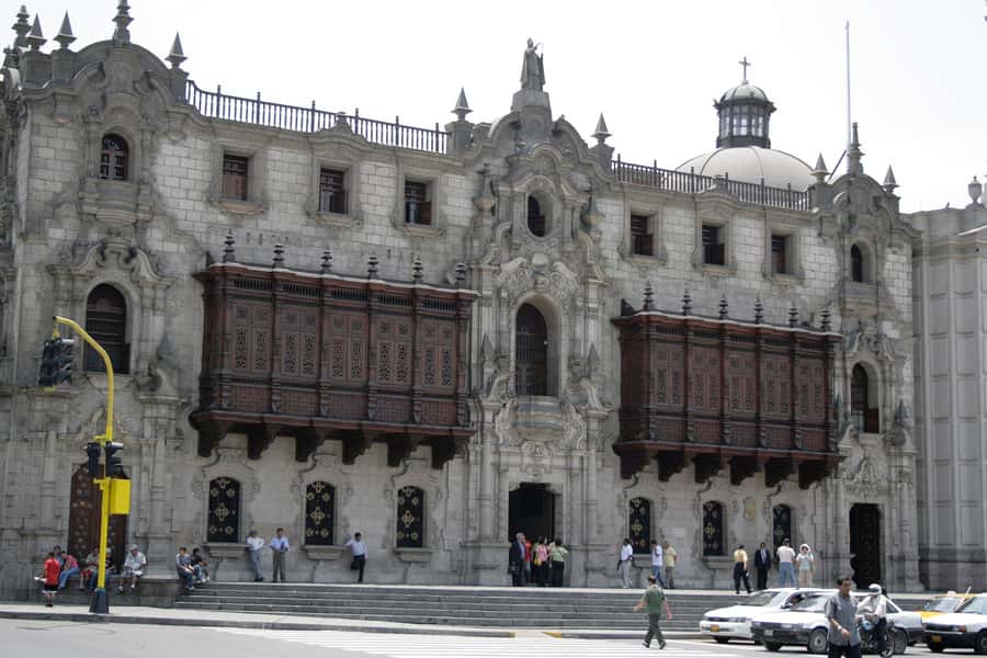 City Tour 1 day Lima - Plaza Mayor and Lima’s grand civic buildings