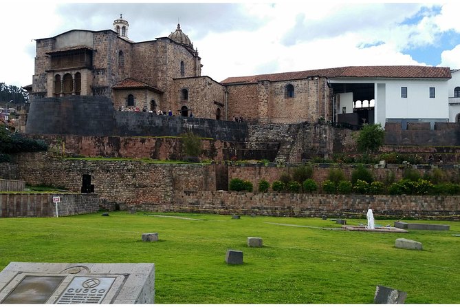 City Tour in Cusco & visit Museum South American Camelid - Q’enqo, where the setting becomes more intimate