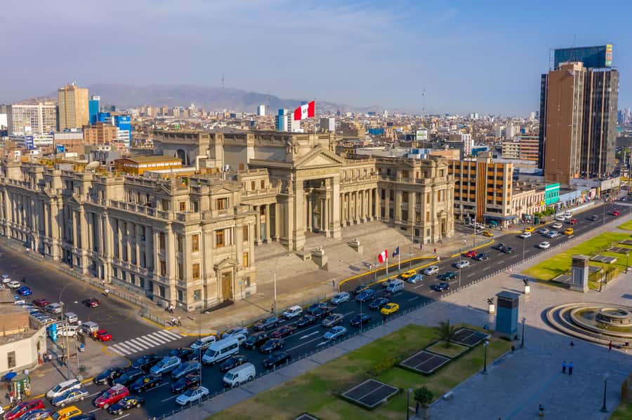 City Tour With Demonstration & Tasting of Pisco Sour - Huaca Pucllana Is a Look, Not a Visit Inside