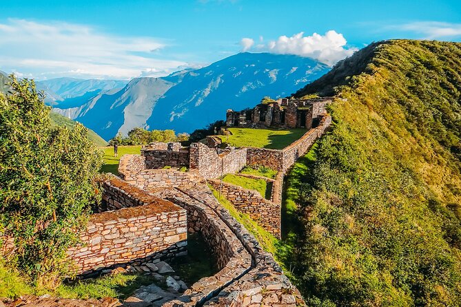 Classic Choquequirao Trek – 5 Days / 4 Nights - Day 2: The hard climb from Playa Rosalinas to Marampata