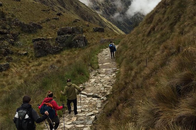 Classic Inca Trail 4 days to Machu Picchu - Who should choose this hike?