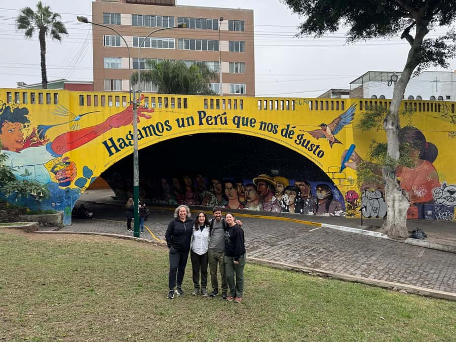 Colorful Barranco Tour and Street Art - Key points at a glance