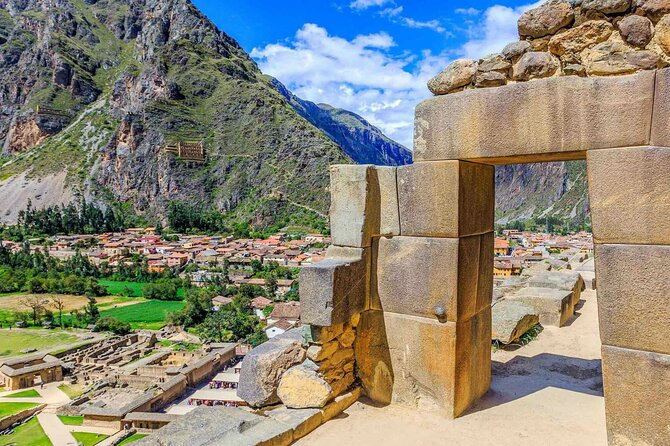 Cusco 7 days Tour in Machu Picchu, Humantay Lake and Vinicunca - Maras, Moray, and Chinchero in a half day