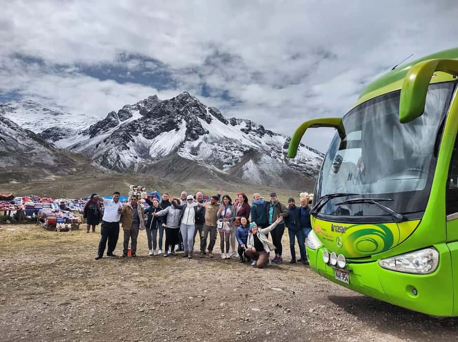 Cusco: Bus Turistico Puno Cusco con Tour y Buffet - Andahuaylillas Chapel, the Sistine Chapel of America
