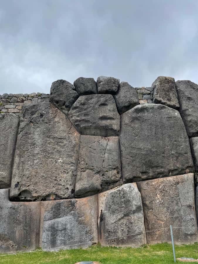 Cusco : City Tour of 4 Ruins and Sun Temple - Sacsayhuamán: giant stones and the best city views