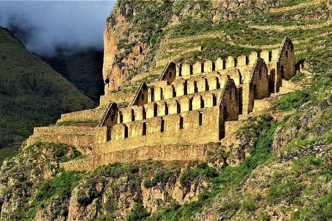 Cusco City Tour with Sacsayhuaman & Inca Sites – Small Group - Qenqo and the mystery of carved stone