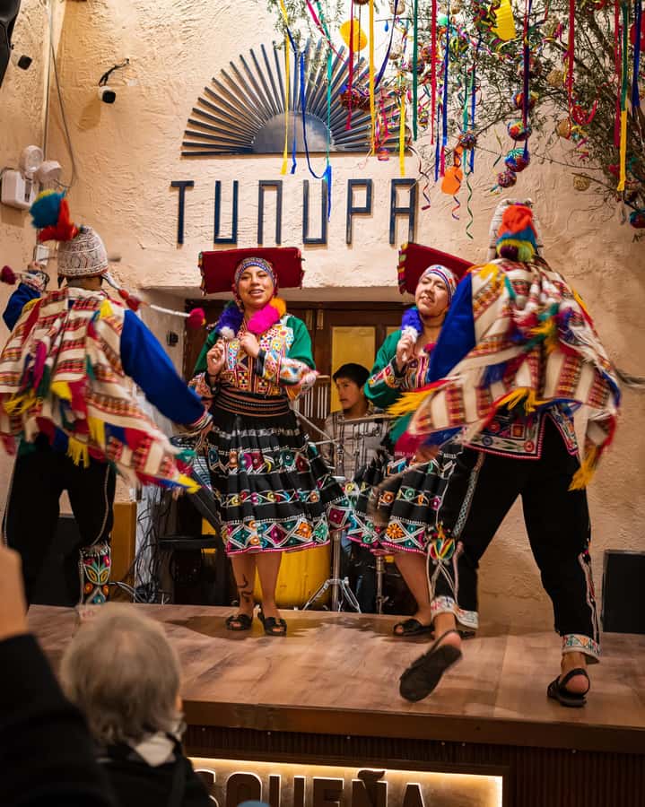Cusco: Folkloric Andean Show & 3-Course Dinner at Tunupa - What arrives on the three-course menu
