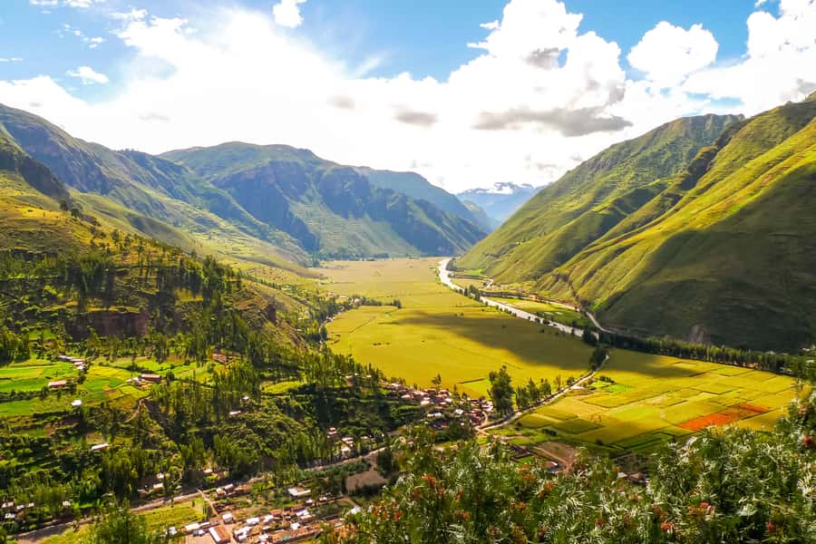 Cusco: Full-Day Sacred Valley History Tour - Pisac, from terraces to market stalls