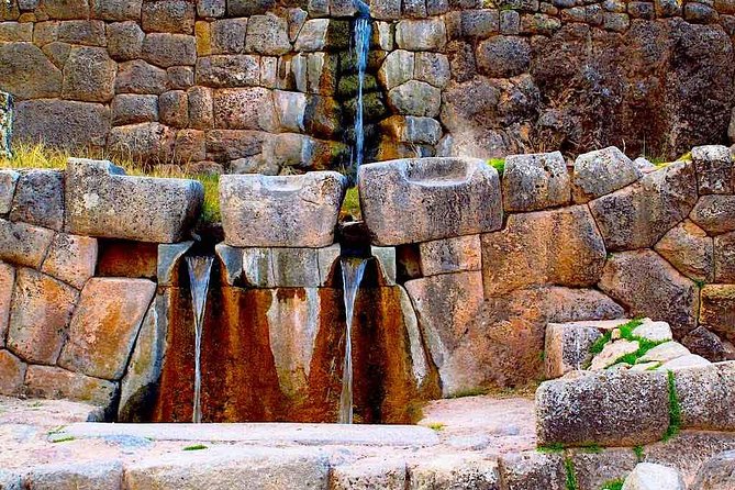 Cusco Half Day City Tour: Four Ruins - Puka Pukara, the red post on the Inca road