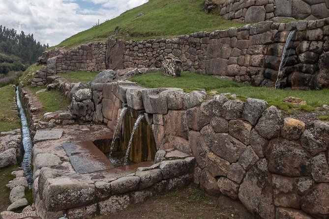 Cusco Half Day City Tour: Four Ruins - Tambomachay and the sound of running water