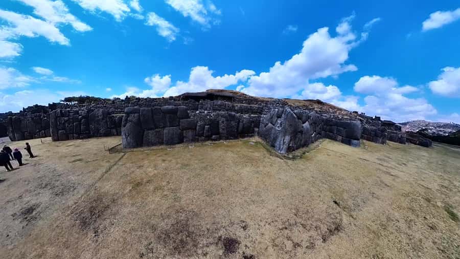 Cusco : Half-Day Explore Inca Ruins qoricancha sacsayhuaman - Qenqo: a shorter stop with a different feel