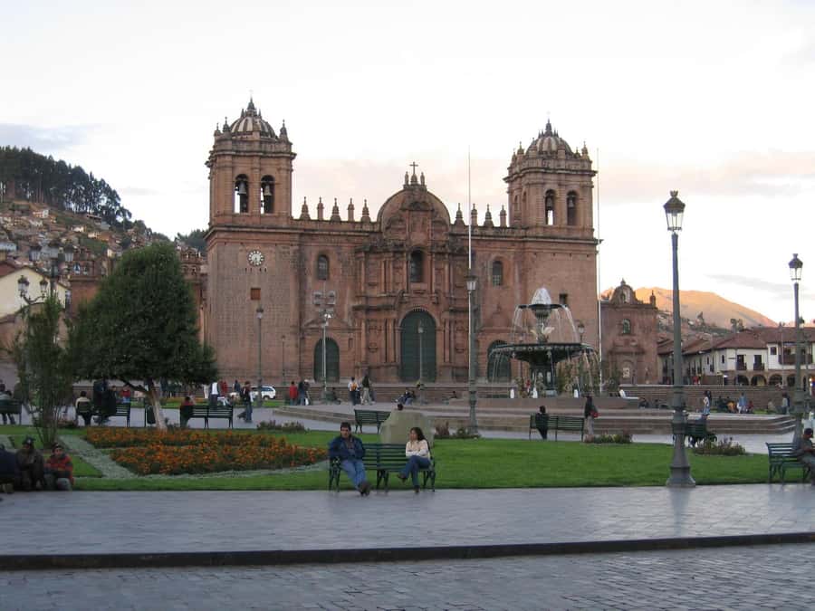 Cusco: Half-Day Historic City Tour - Qoricancha and the temple beneath the museum