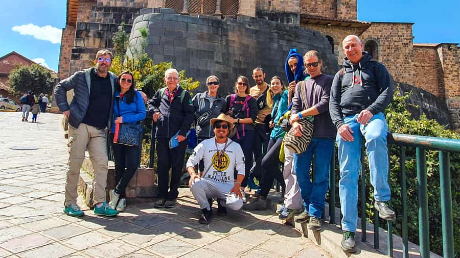 Cusco: Historic Walking Tour with Pisco Sour and Music Show - San Blas, steep lanes, and a better view of Cusco