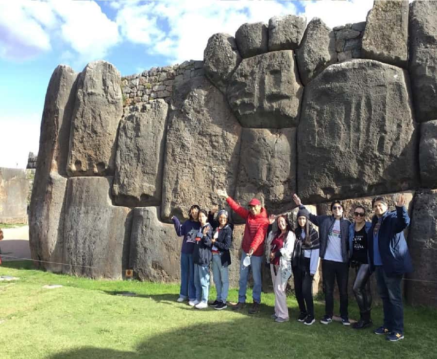 Cusco: Historical Guided City Tour with 4 Inca Ruins - Qenqo, ceremony beneath the stone