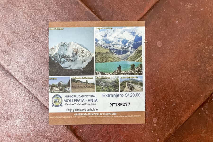 Cusco: Humantay Lake Tour with Breakfast and Buffet Lunch - Soraypampa and the first view of Salkantay