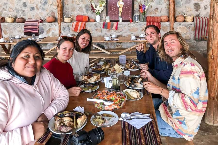 Cusco: Humantay Lake Tour with Breakfast and Buffet Lunch - Breakfast in Mollepata before the hard part