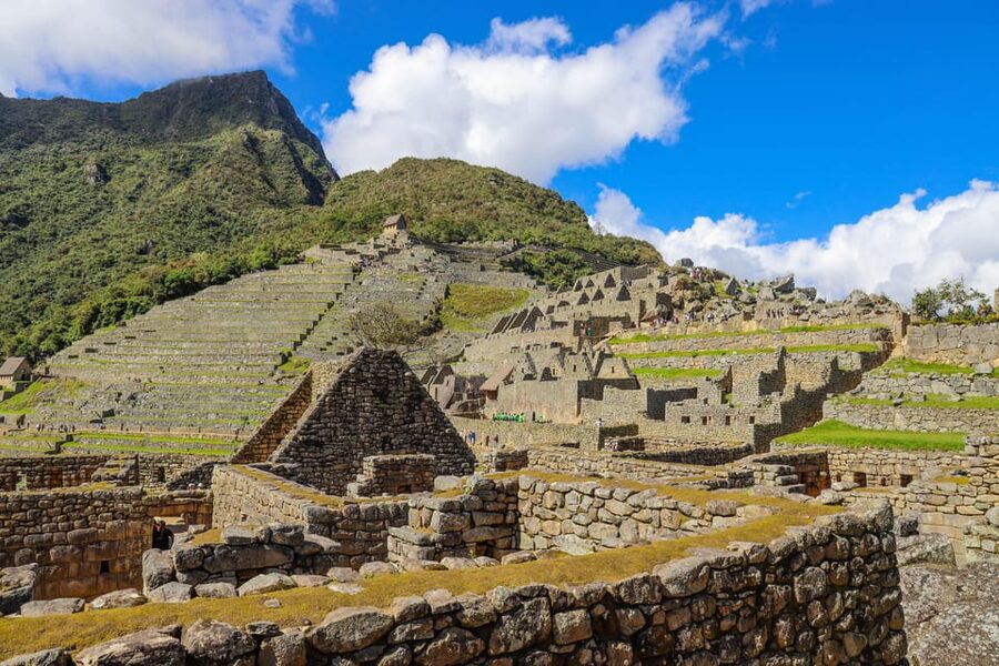 Cusco: One Day Tour to Machu Picchu with Train Transfers - Aguas Calientes to the citadel by bus