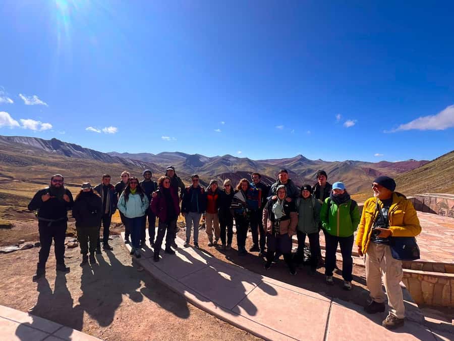 Cusco: Palcoyo Mountain Day Trip with Breakfast and Lunch - Why Palcoyo works as a day trip from Cusco