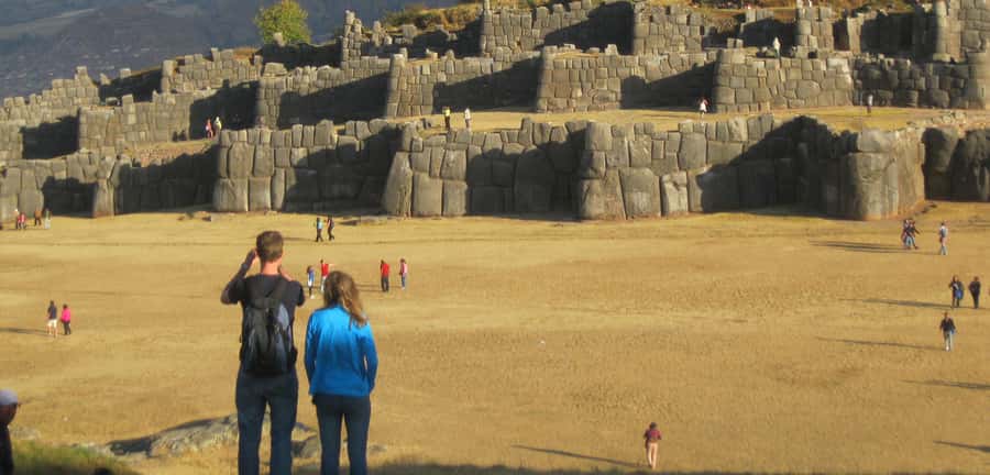 Cusco: Private City Tour and Saksaywaman Visit with Transfer - What the private van and guide add
